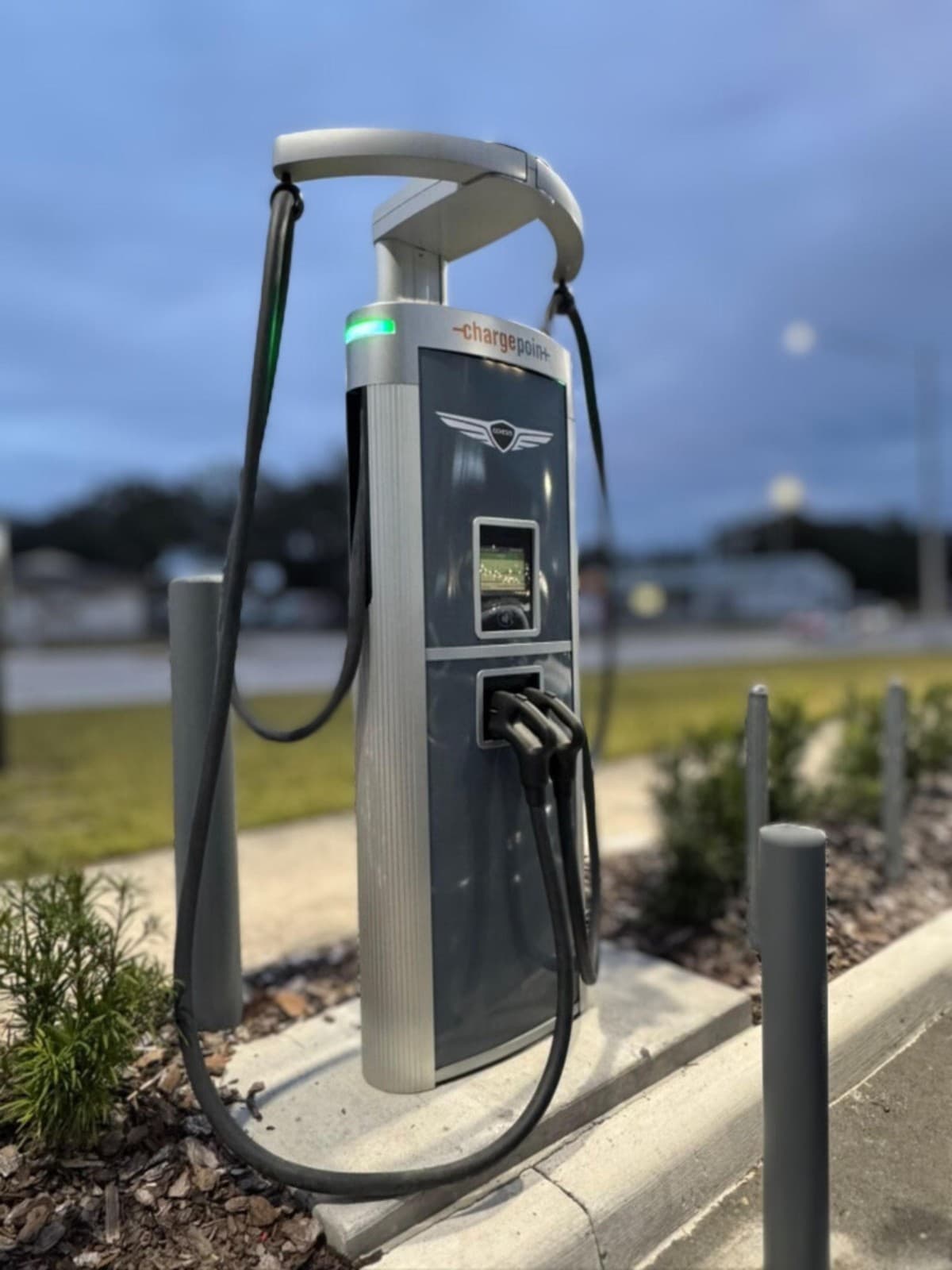 Plataforma Energy Guardian Reduce Cargos por Demanda de Verano para Sitios de Carga de VE sin Cambiar Equipos