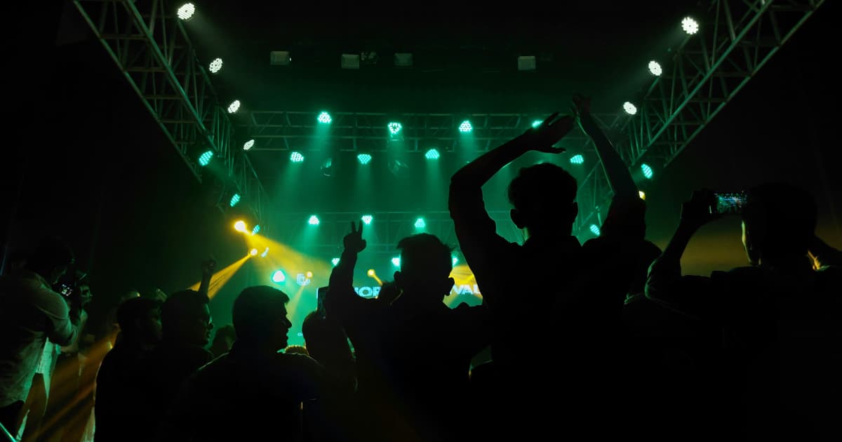 reVolver Podcasts y Claro Música lanzan 'El Mundial desde México', un destino de audio en la plataforma Pulso