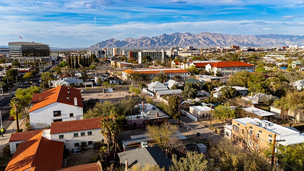 Por qué los compradores de fuera del estado suelen elegir el vecindario equivocado en Tucson – y cómo evitarlo