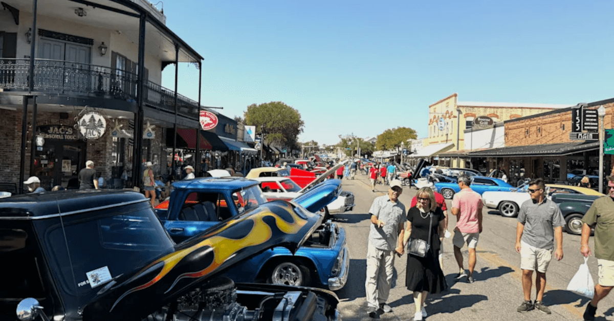 Hill Country Mile Rod Amplía la Elegibilidad de Vehículos para Impulsar la Participación y la Economía Local
