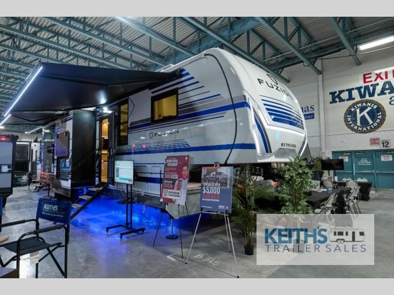 Keith's Trailer Sales mantiene inventario de Keystone Toy Hauler mientras la temporada al aire libre de Ontario se acelera