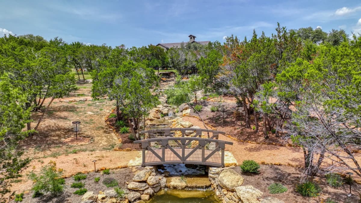 Let Us Do It Landscaping Presenta Soluciones de Xeropaisajismo para Ahorrar Agua a los Propietarios de Viviendas en Weatherford