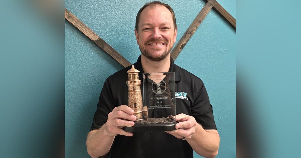 Aaron Nelson de San Angelo recibe el reconocimiento del Lighthouse Marketing Institute 2026